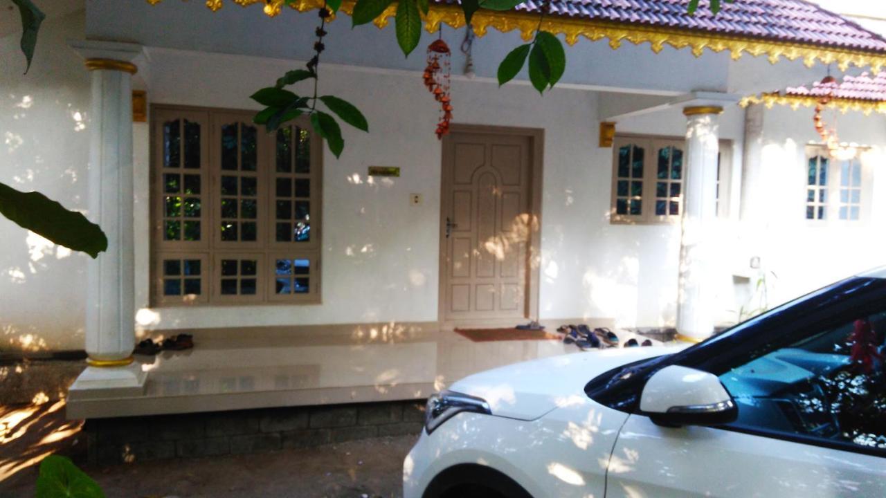 Bed and Breakfast Leeland Munnar Exterior foto